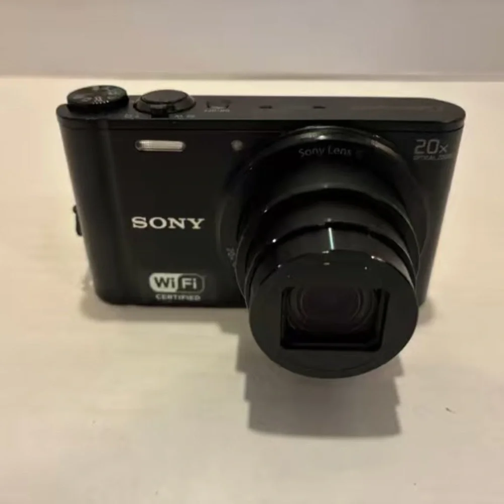 Sony Black Compact Point-and-Shoot Camera with 20x Zoom